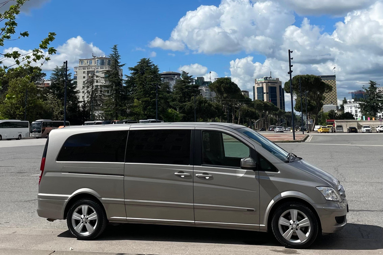 Transferes privados, Transferes de carrinha, Aluguer de automóveis, Viagens diárias