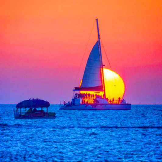 Key West: Sunset Sailing Trip with Open Bar, Food and Music