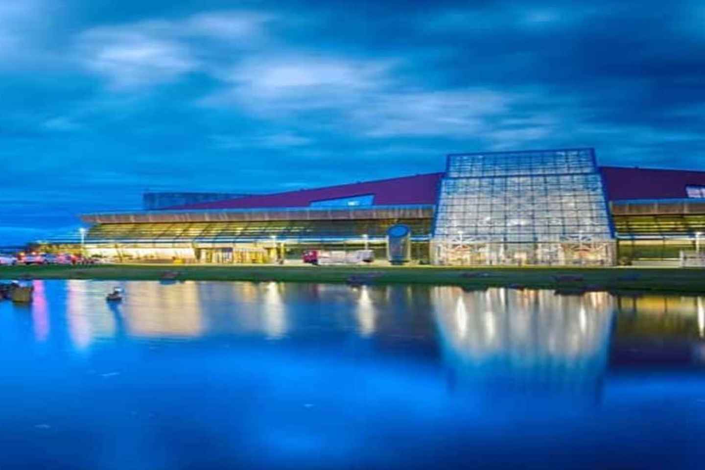 凯夫拉维克机场专车接送服务