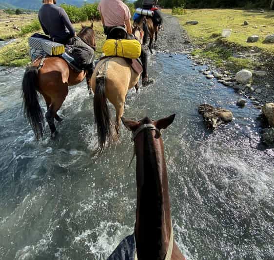 Horse riding adventure in Truso Valley