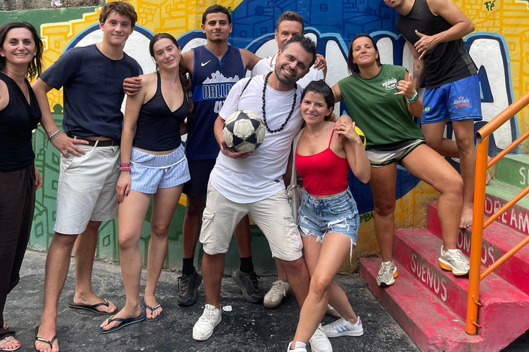 Rio: Rocinha Favela Tour with Local Guide & Capoeira