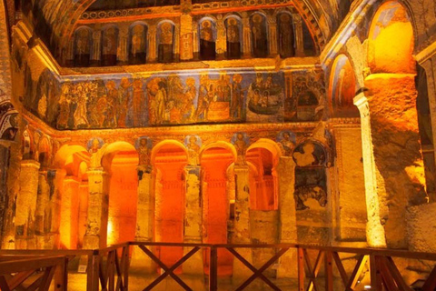 Kapadocja: czerwona wycieczka z lunchem i transferem z hoteluKapadocja: Czerwona wycieczka z lunchem i transferem do hotelu