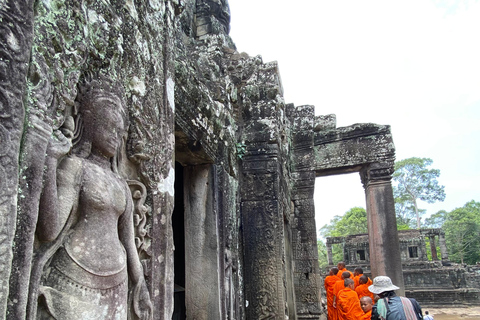 Siem Reap: Private Angkor Custom Tour with a Local Guide Siem Reap: Private Angkor Custom Tour with a Local Guide