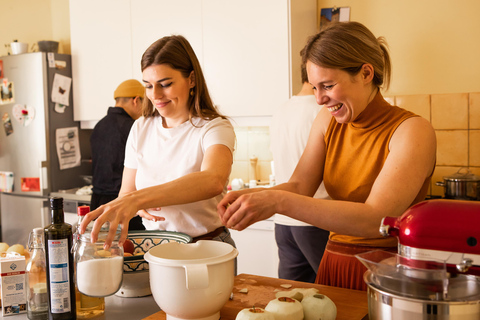 Vienna; Cooking Class: Schnitzel&Strudel