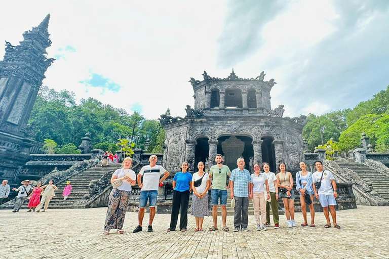 Da Nang: Hue Imperial Citadel and Khai Dinh Tomb Tour Join with Group Tour by Bus through Hai Van Tunnels