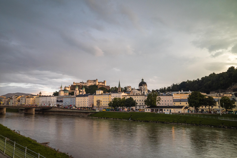 فيينا: سالزبورج وصوت الموسيقى رحلة ليوم واحدفيينا: رحلة ليوم واحد إلى سالزبورج وصوت الموسيقى