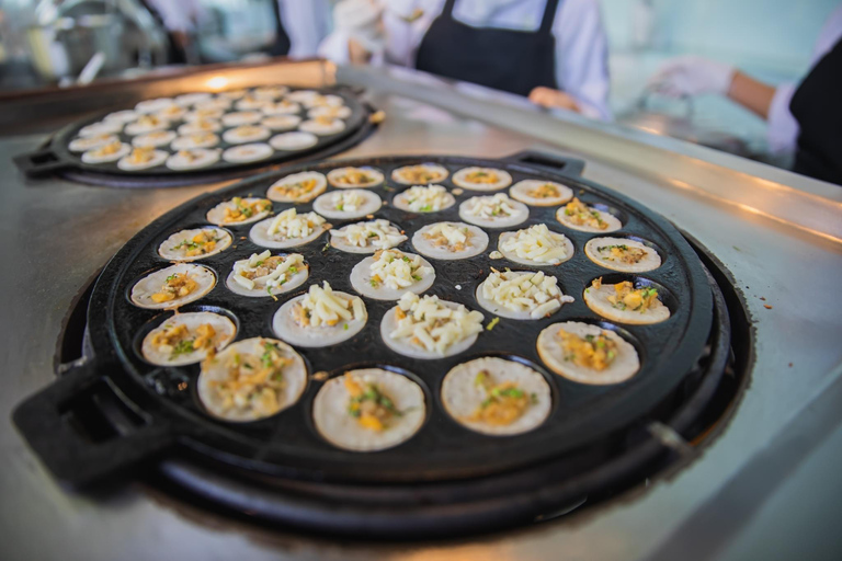 Bangkok: Biglietto per il ponte di osservazione di Baiyoke con pasto a buffetBuffet di frutta con 1 piatto di durian fresco