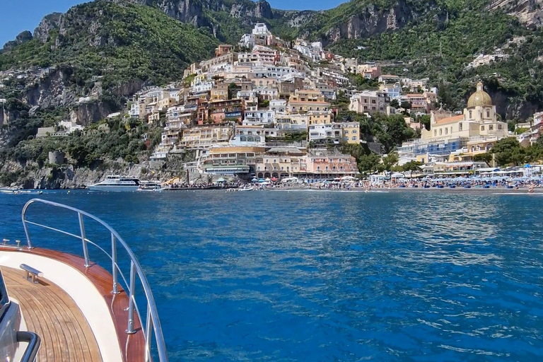 Positano: private boat tour along the Amalfi Coast Positano: private boat tour along the Amalfi Coast half day