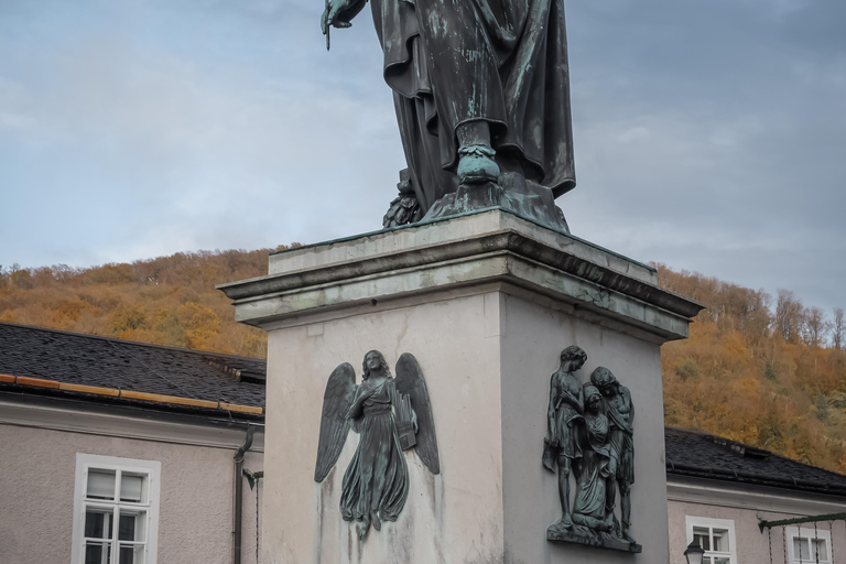Salzburg: Guided Walking Tour with Mirabell Gardens