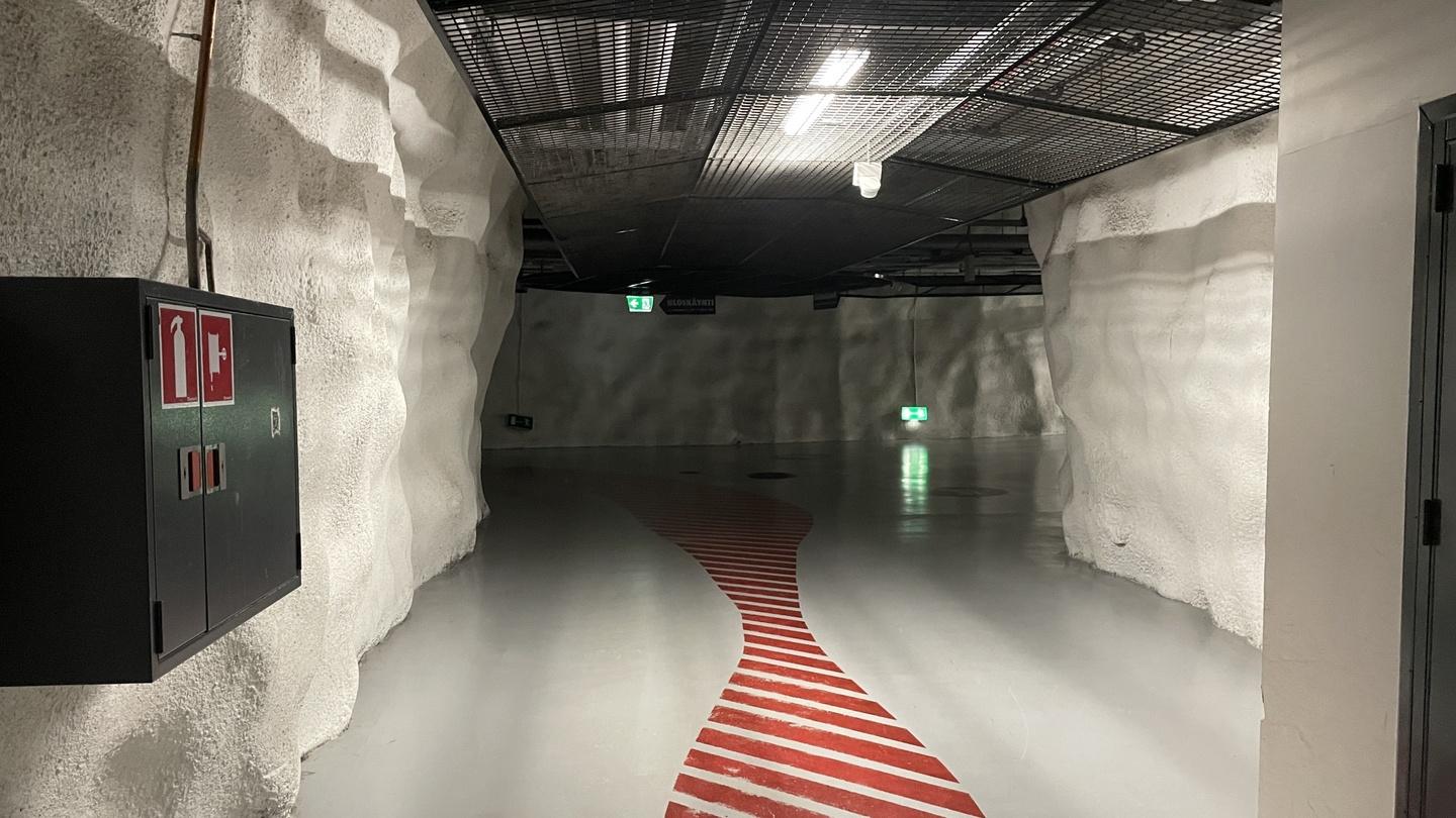 Untergrund Helsinki: Eine Finntastic Tour in einem Schutzraum