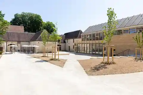 Besucherpfad der Cité in Chablis