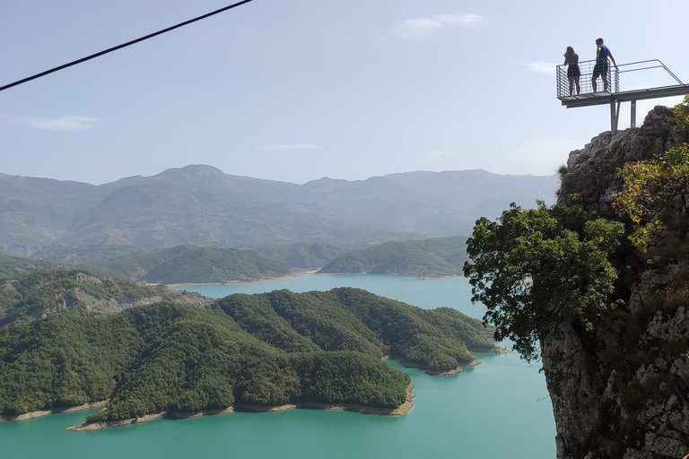 Desde Tirana: Excursión de un día a Kruja y el lago Bovilla con Café ...