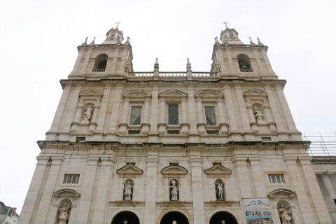 Lisbon: Private Old Town Tuk Tuk Tour | OLD is GOLD 2h Exclusive Private Tour (Multilingual)