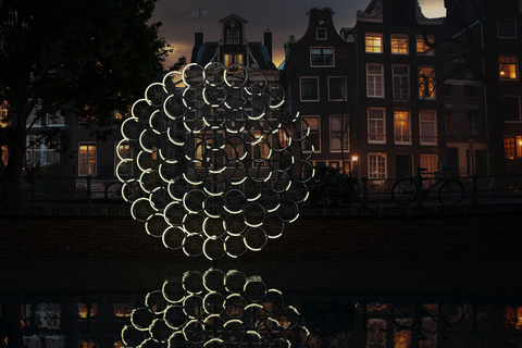 Amsterdam: Officiële Lichtfestival grachtenrondvaart met drankje