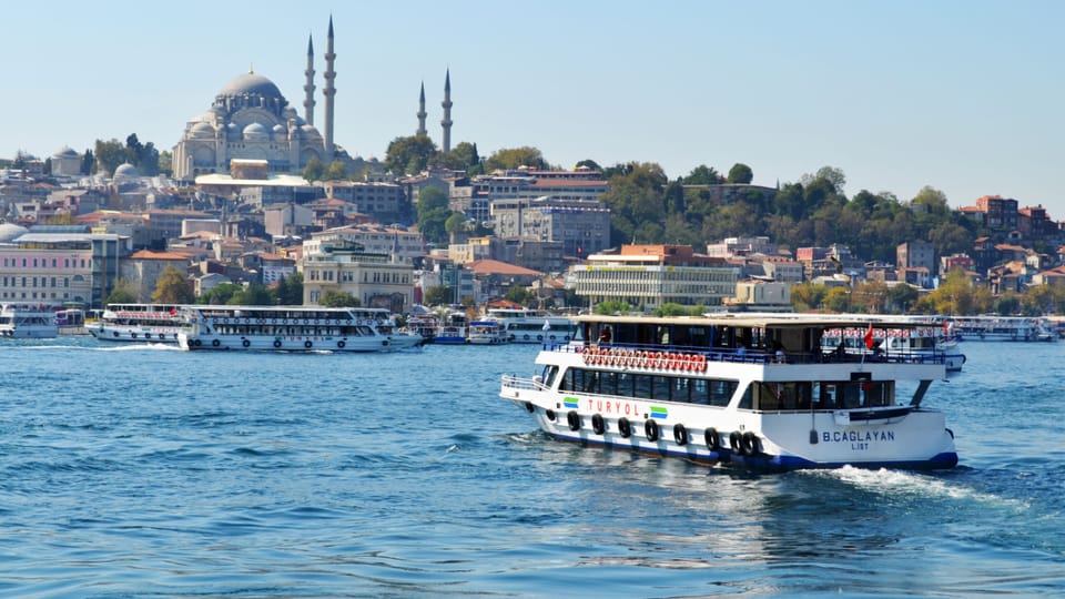 Istanbul: Public Transport Card with Istanbul Airport Bus | GetYourGuide