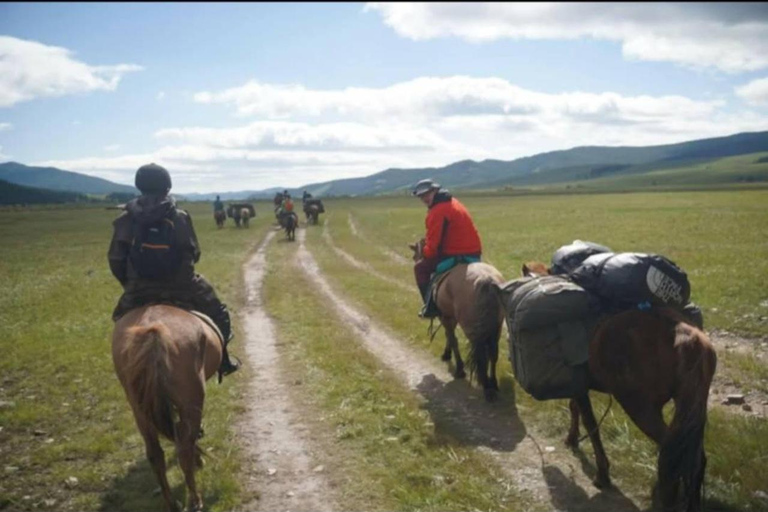 3 days horse trek tour in Terelj national park