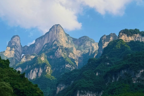 Zhangjiajie 2-Day Tour with Sunrise & Hidden Trails Zhangjiajie 2-Day Tour with Sunrise & Hidden Trails