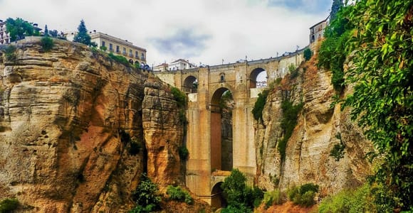 From Malaga:Private Tour to Ronda and Setenil de las Bodegas
