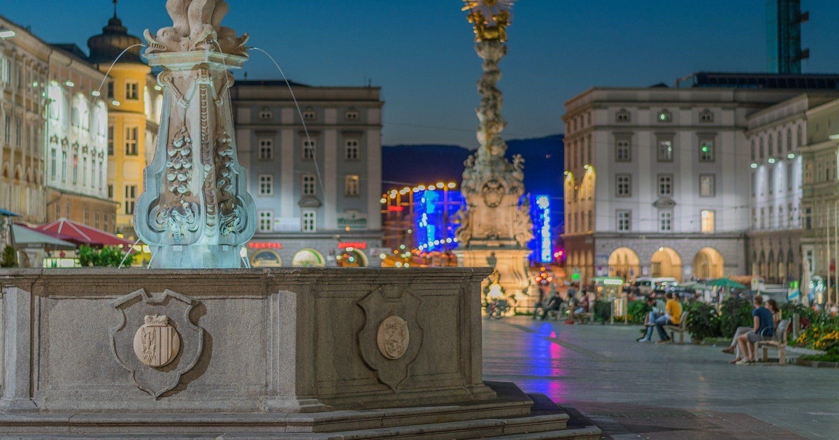 Visita al Mercado de Navidad de Linz | GetYourGuide