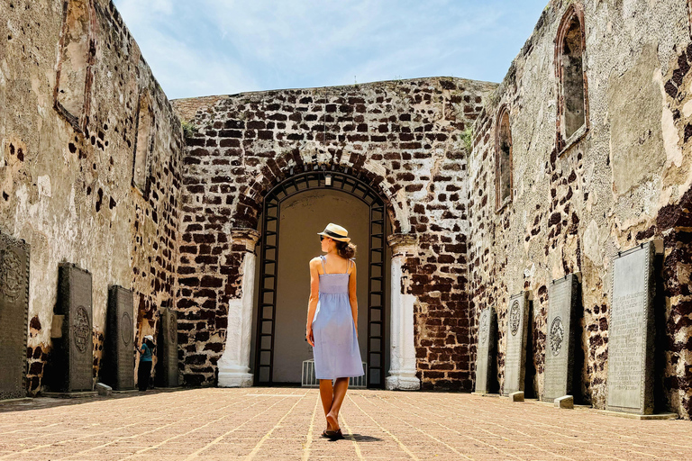 Malacca Day Trip: River Cruise, Trishaw & Nyonya Lunch