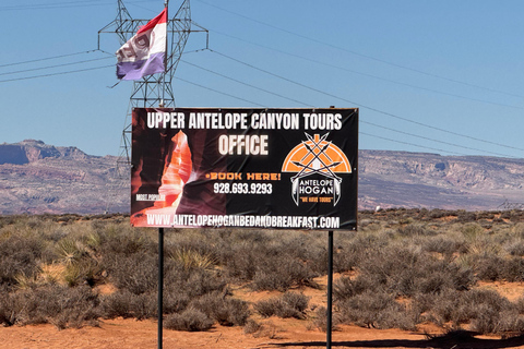 Page: (VIP) Hogan Upper Antelope Canyon Tour Tickets (PRIVATE VIP) Hogan Upper Antelope Canyon Tour Entry Ticket