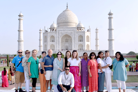 Delhi:Private City Tour Of Agra For Italian By Italian Guide