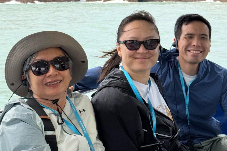 Tour in yacht del Geoparco UNESCO di Hong Kong: quattro archi marini e vulcanoTour in yacht del geoparco UNESCO di Hong Kong: quattro archi marini e vulcano