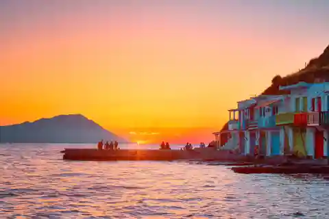Milos: Jeep Safari Sunset Adventure with Wine and Snacks