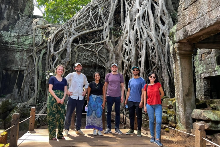 Siem Reap: Angkor Wat and Angkor Thom Day Trip with Guide