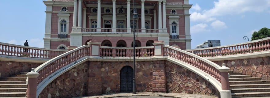 Visite historique et culturelle de la ville avec expériences amazoniennes