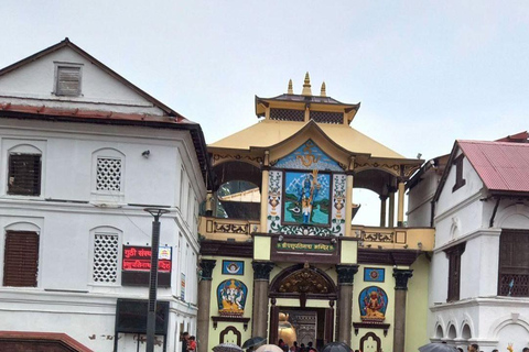 Pashupati Twilight Walk & Evening Aarati Tour