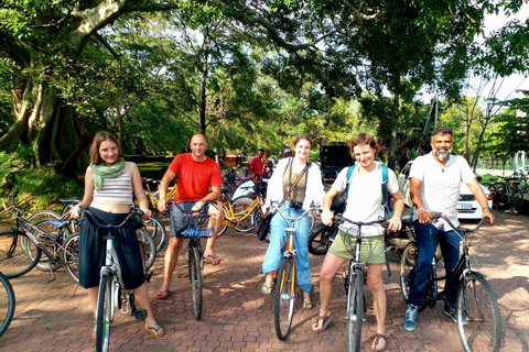 Tour door Kandy: Privérondleiding met gids door de stad per Tuk-Tuk