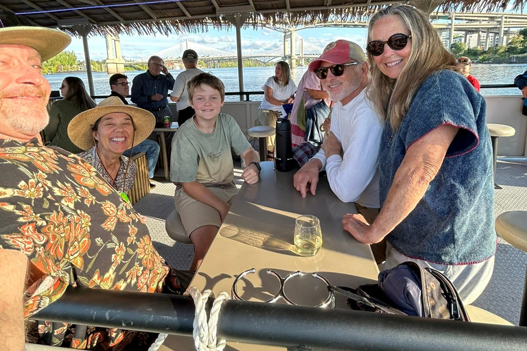 Portland: Family Fun Tour Cruise on the Willamette River Portland: Family Fun Tour on the Willamette River