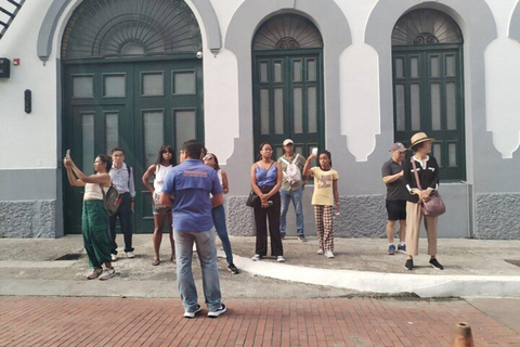 Panama City: Canal, Casco Viejo, and Amador Causeway Tour