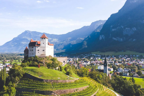 München: Tagestour nach Zürich, Lindau, Österreich und Liechtenstein.
