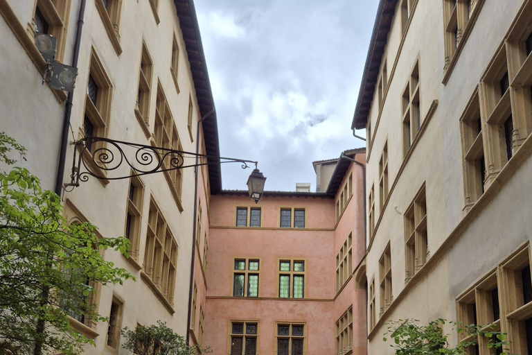 Lyon: Vieux Lyon Walking Tour with Funicular Ride Lyon: The Vieux Lyon Essential Walking Tour