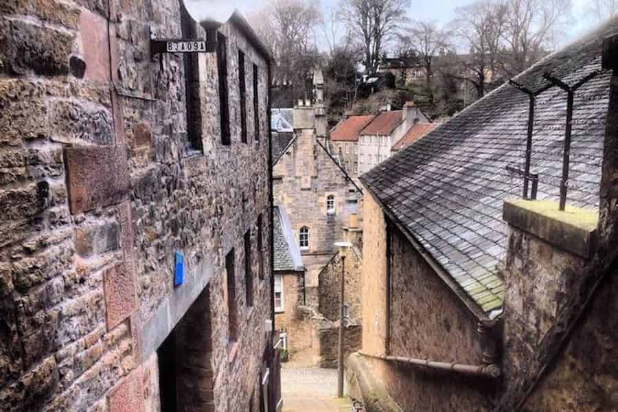 Edinburgh: Rundgang durch das Dean Village und die Circus Lane. Foto: GetYourGuide