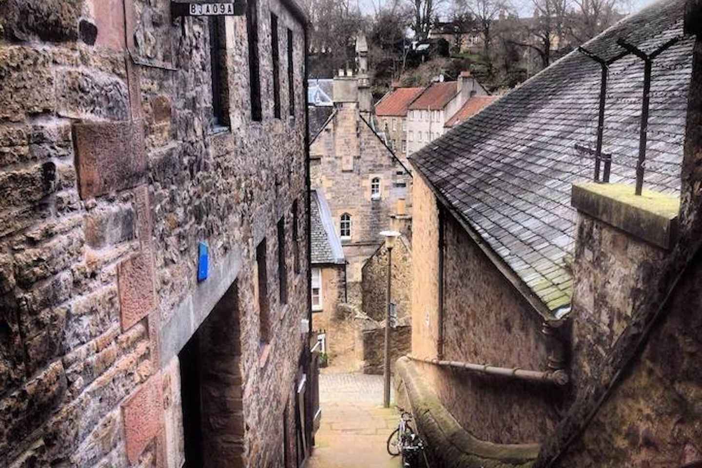 Edinburgh: Dean Village and Circus Lane Walking Tour - Edinburgh: Dean Village and Circus Lane Walking Tour
