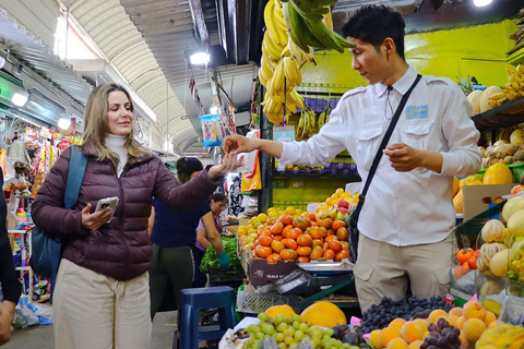 Lima: Mercados Locales e Historia de la Comida (Food Tour)Mercados Locales + Historia de la Alimentación (Recorrido gastronómico)