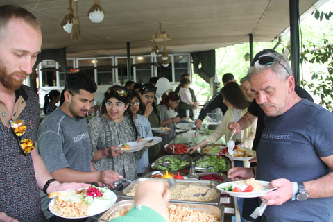 Visita à aldeia de Alanya: Cultura, natureza e diversão