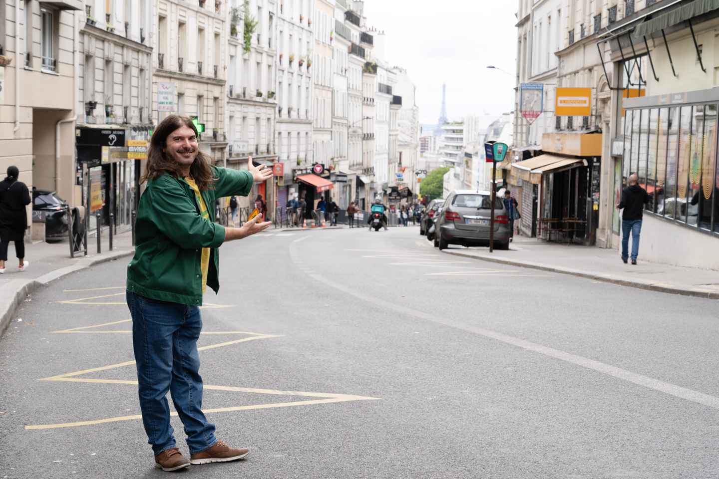 Exploring Belleville: Parisian Culture&Creativity in Motion