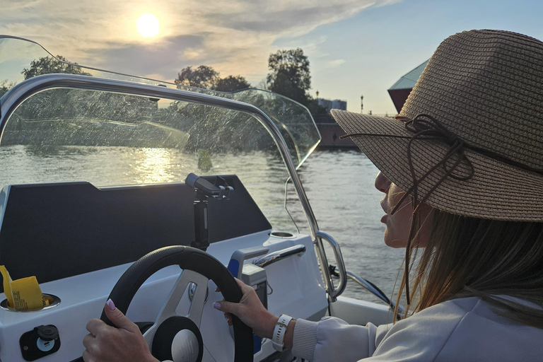 Gdańsk: Private Self-Drive Electric Boat Rental (No License)