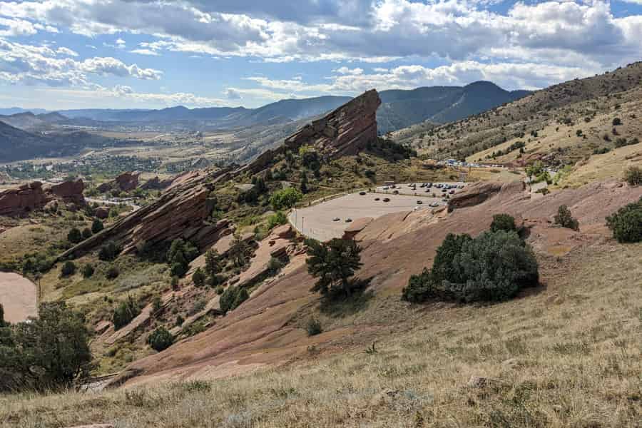 Denver: Geführte Wanderung im Red Rocks Park mit Archäologen. Foto: GetYourGuide