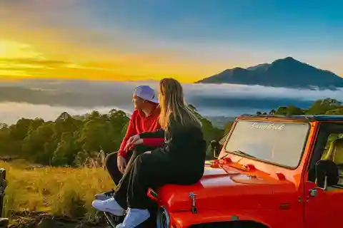 Bali: Floating Temple and Mt Batur Sunrise Jeep Tour