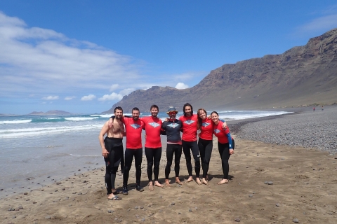 Lanzarote : Leçon de surf en longboard sur la plage de Famara pour tous les niveaux