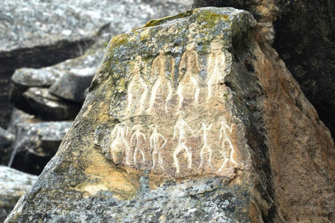 Gobustan, wulkany błotne, świątynia ognia, wycieczka po górach ognia