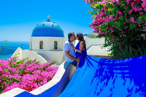 Santorini: Private Photoshoot with Dress Rental & Transfer