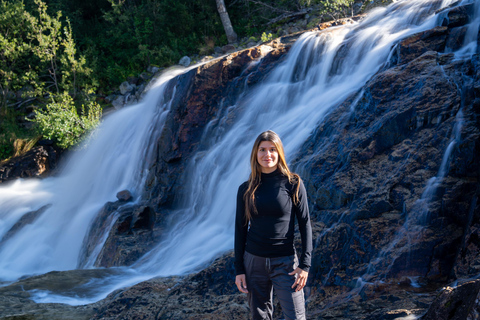 Tromsø: Fjord Adventure with Lunch and Photos Tromsø: Fjord Minibus Tour with Lunch and Free Photos