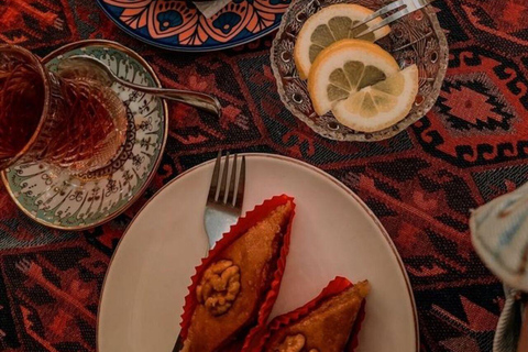 Baku Food Tour: Local Market, Tea House & Azerbaijani Feast