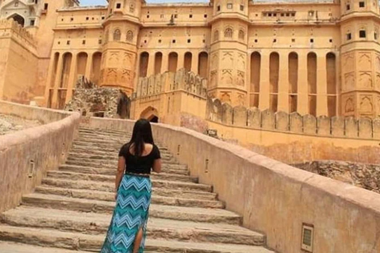 Jaipur: Tour turístico de un día completo en coche con guía